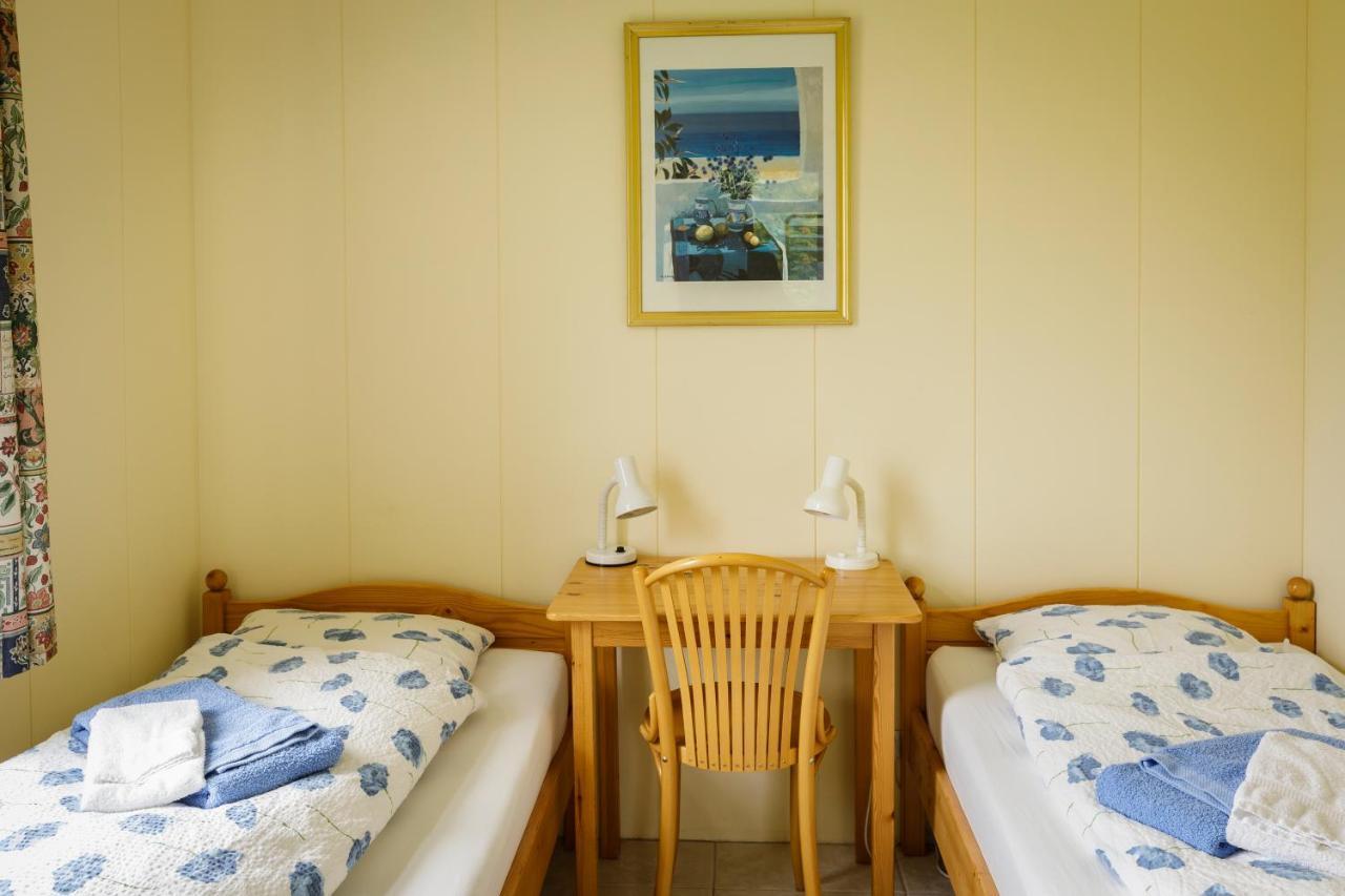 Korpudalur Hi Hostel Flateyri エクステリア 写真